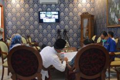 Terdampak Covid-19,...