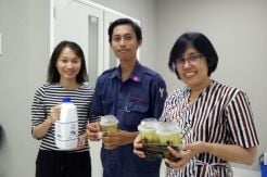Dukung Tenaga Medis,...