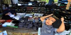 Pedagang Peci Musiman