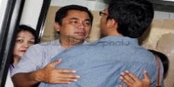 Tahanan KPK Dikunjungi Keluarga