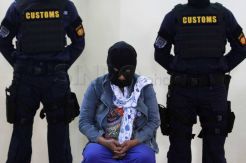 Selundupkan Heroin