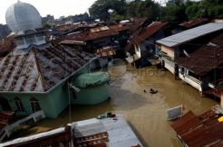 Ratusan Rumah Terendam