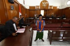 Sidang Terdakwa Sampang