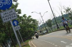 Jalur Sepeda BKT Belum Steril