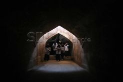 Wisata Sumur Gumuling Tamansari