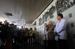Hatta Beri Keterangan di RSPP