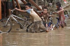 Banjir Pondok Gede