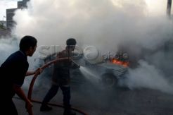 Korsleting Mobil Terbakar