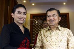 Rieke Minta Masukan JK