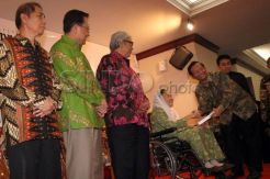 Buku Biografi Mahfud MD
