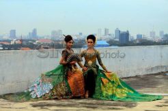 Gaun pengantin paduan tiga negara