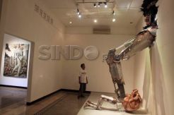 Karya Instalasi di Emmitan Gallery