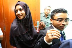 Jalani sidang saat ramadan, Novi pakai jilbab