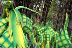 Ketupat hias