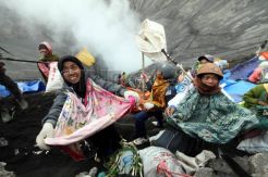 Ritual Kasada Suku Tengger