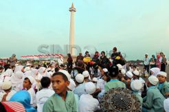 Buka bersama ala komunitas terjun payung