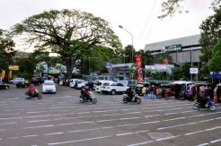 Garis shaf salat Ied telah dibuat di Bandung