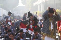 Abdi dalem ikuti salat Ied di Keraton