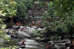 Pemandian Sembahe ramai dikunjungi warga