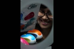 Warna warna cerah Mouse Wireless Logitech
