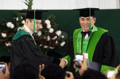 Menteri PDT terima gelar Doctor Honoris Causa