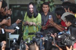 Angie kembali diperiksa KPK untuk tersangka Rusli Zainal