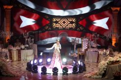Miss Indonesia tampil anggun dalam Konser Menuju Miss World 2013