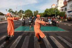 Belasan karakter horor kirim kartu pos di Yogya