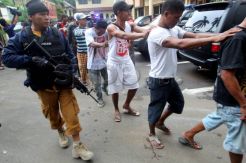Polisi tangkap sejumlah preman terkait penganiayaan terhadap wanita penjual kopi