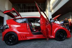 Tampil menawan, mahasiswa ITS pamerkan mobil listrik generasi kedua