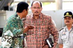 Sekjen MK diperiksa KPK