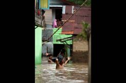 Ribuan rumah di Medan terendam banjir