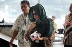 Ratu Rita istri Akil Mochtar diperikas KPK