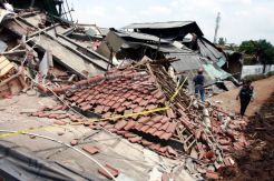 Pabrik pembuat Pempek Palembang rubuh