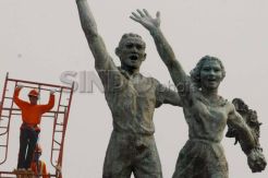 Perawatan patung Selamat Datang