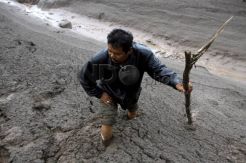 Lima Desa terkena aliran lahar dingin Gunung Sinabung