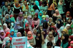 Demo calon dokter di UISU
