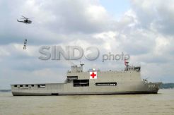 TNI AL unjuk kekuatan di Hari Armada