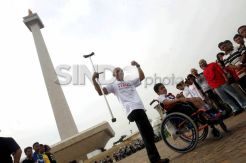 Sabar Gorky gagal panjat Monas