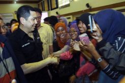 HT berbagi 6 kunci sukses kepada Mahasiswa Unesa