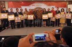 Penghargaan Indonesia Inspire & Best Company 2013