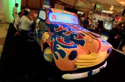 Cadillac tahun 1949 dilumuri buttercream di ajang ICF 2013