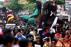 Kirap Saparan Bekakak usir roh jahat