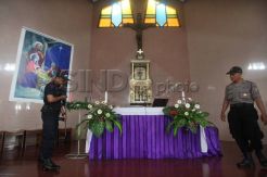 Sterilisasi Gereja jelang Natal