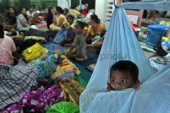 Banjir Batua Raya Makassar warga mengungsi ke Mesjid