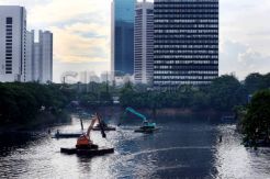 Pengerukan Waduk Setiabudi