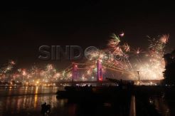Kembang api 2014 di Jembatan Ampera