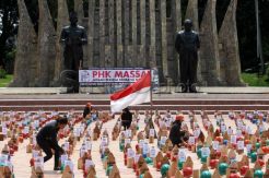Aksi solidaritas pekerja tambang
