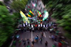 Demo ribuan Bonek Persebaya 1927