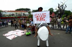 Unjuk rasa keprihatinan KBS